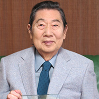 Shunsuke Kikuchi (1931-2021)